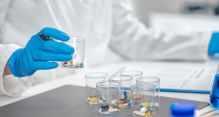 leucemia mieloide acuta combinazione di farmaci